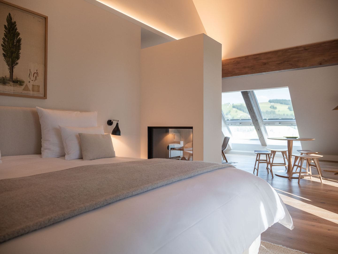 Select Green Hotels Alpenloge im Allgäu Loge 7 with thatched ceilings and fireplace