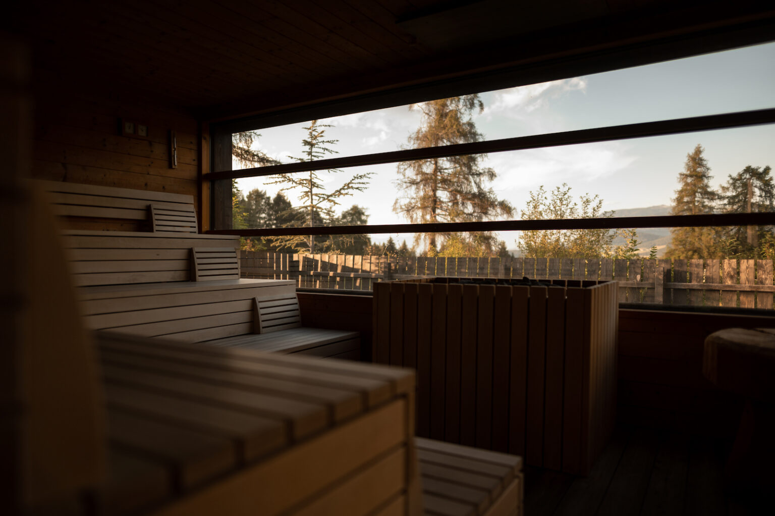 Select Green Hotels Green Luxury Hotel Pfösl Sauna mit Ausblick